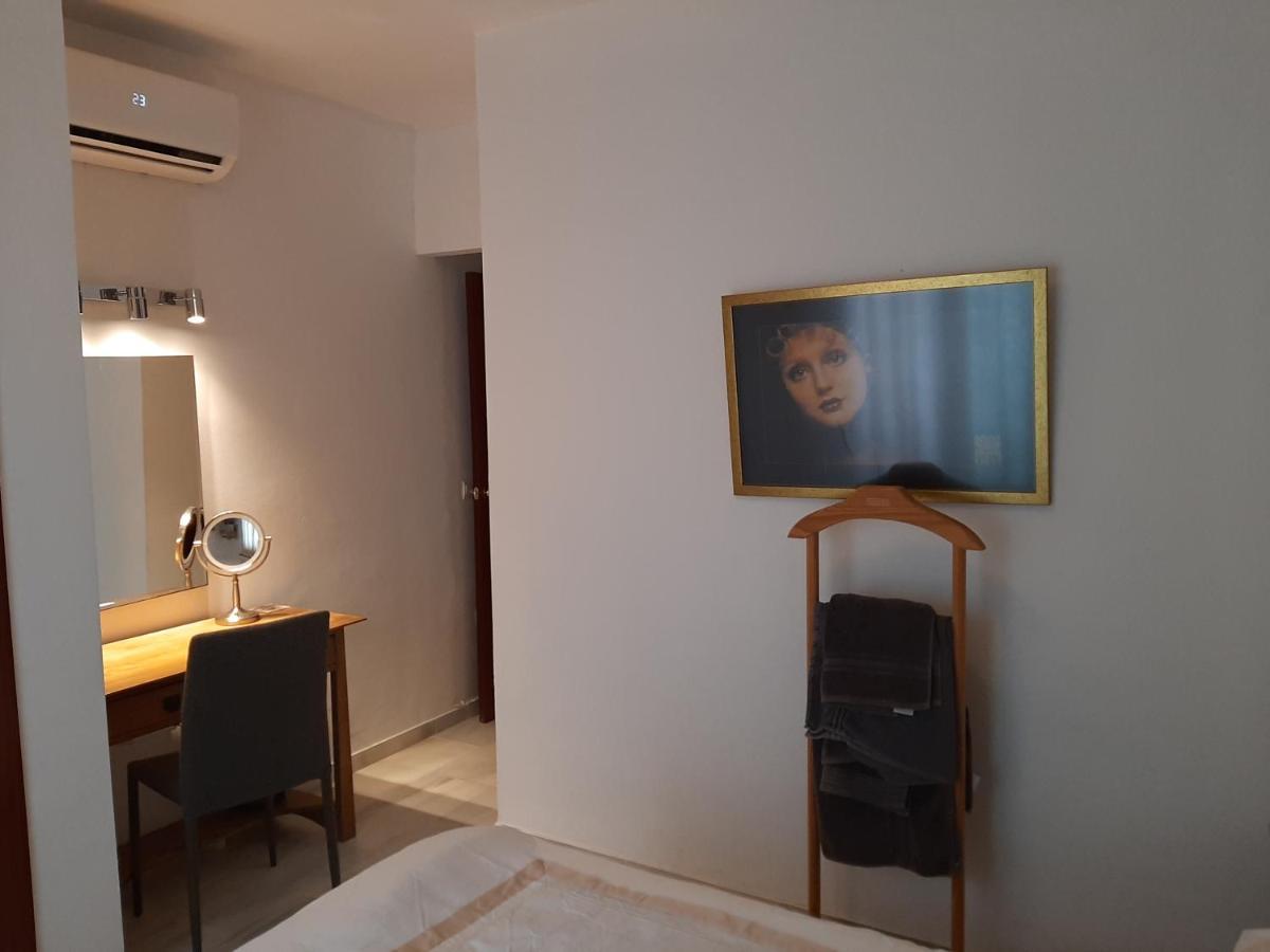 Apartment In Perfect Position Historic Centre Málaga Esterno foto